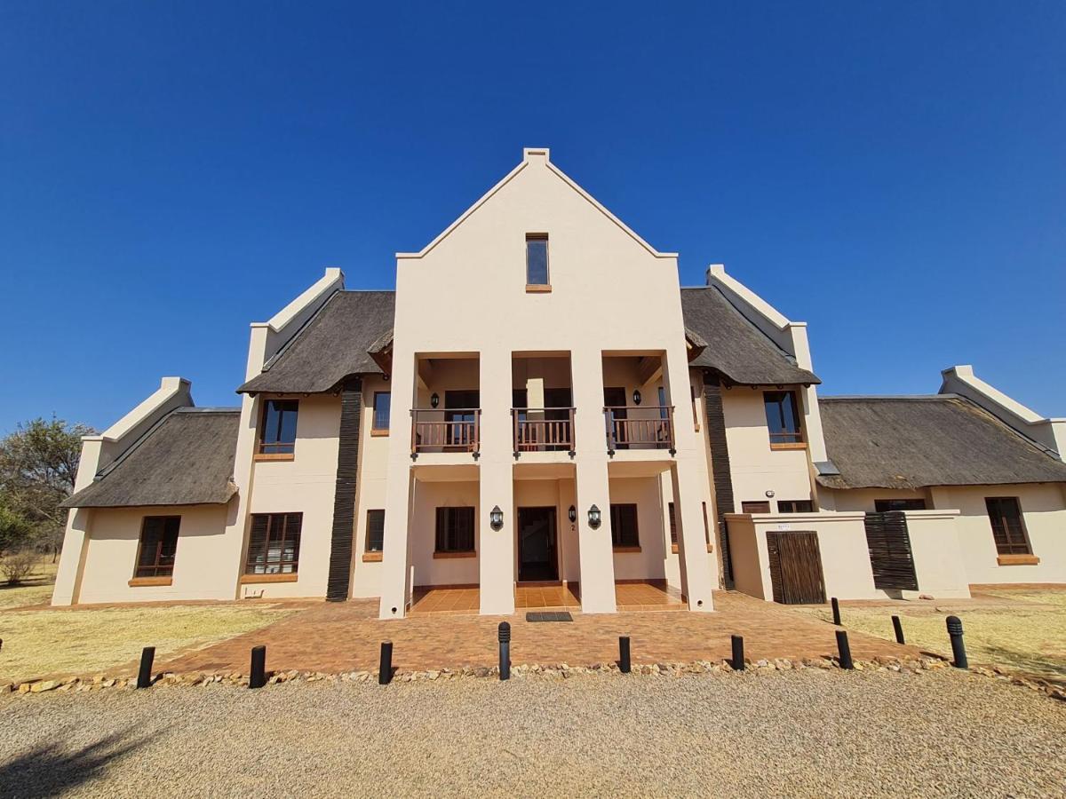 Zebula No 2 Waterbergs Over The Savannah 4 Bedroom Holiday home *