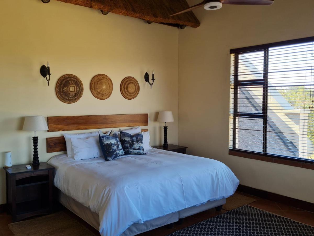 Zebula No 2 Waterbergs Over The Savannah 4 Bedroom Holiday home *