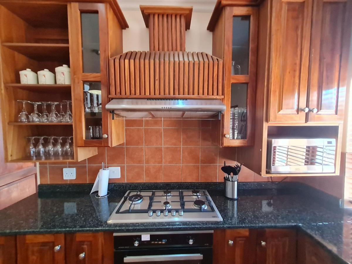 Zebula No 2 Waterbergs Over The Savannah 4 Bedroom Holiday home Mabula Game Reserve