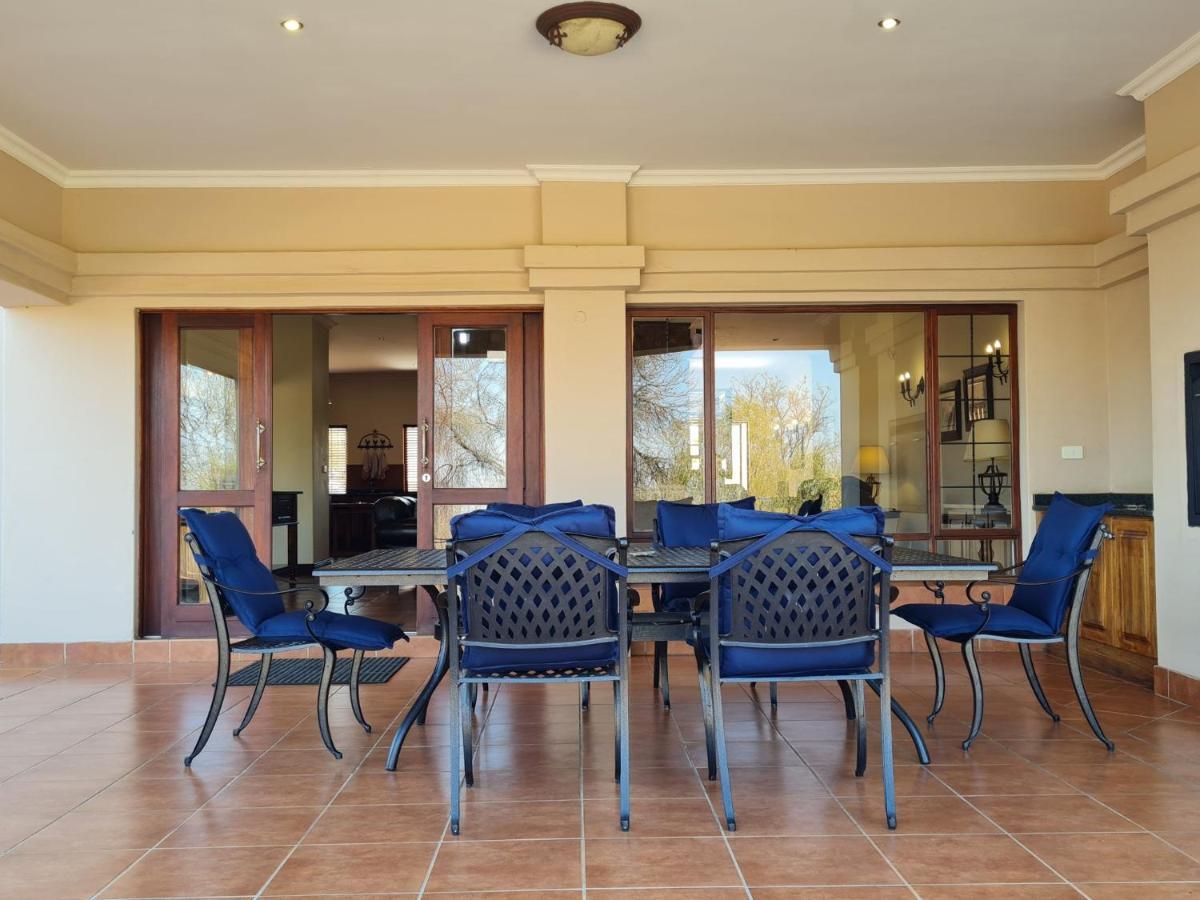 Zebula No 2 Waterbergs Over The Savannah 4 Bedroom *