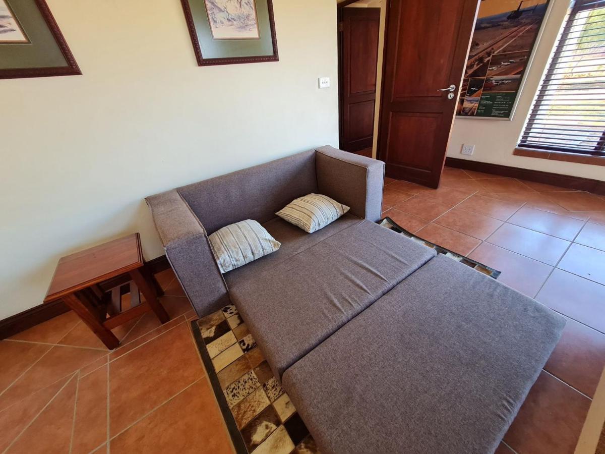 Zebula No 2 Waterbergs Over The Savannah 4 Bedroom * Mabula Game Reserve