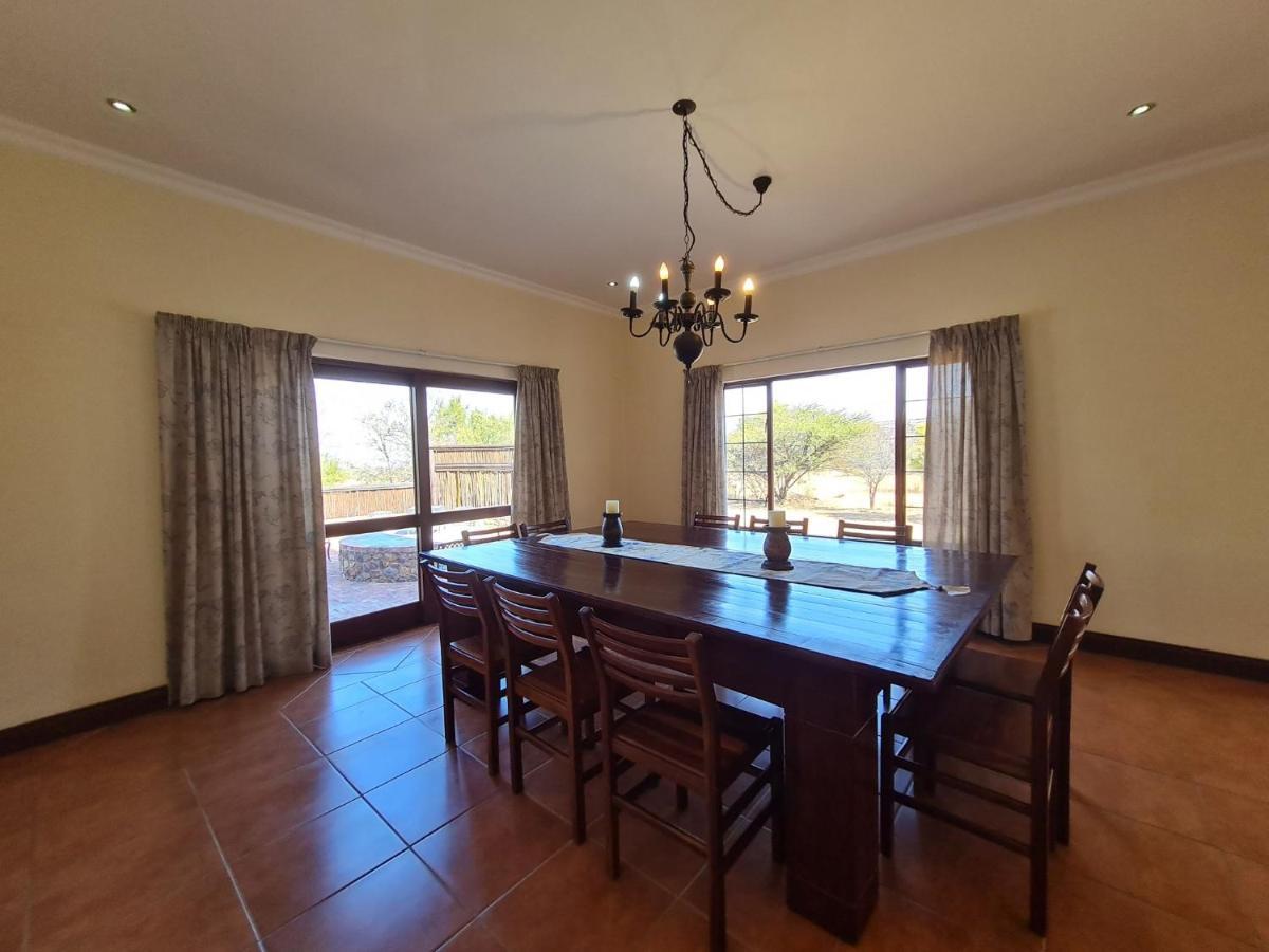 Zebula No 2 Waterbergs Over The Savannah 4 Bedroom