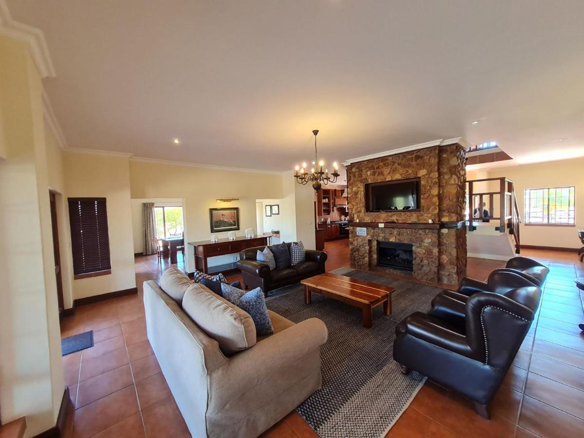 Zebula No 2 Waterbergs Over The Savannah 4 Bedroom Holiday home Mabula Game Reserve